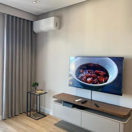 Star Apartment *